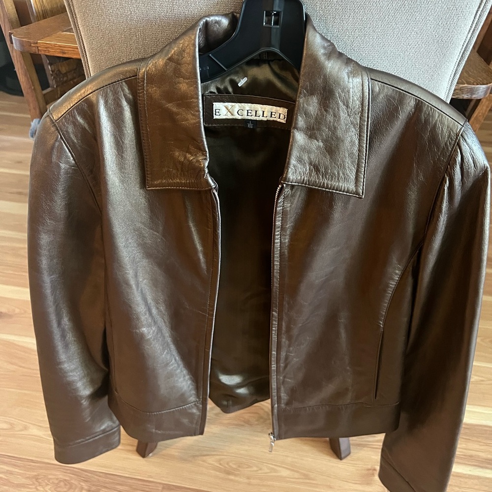 Vintage Excelled Women's Brown cropped metallic soft genuine Leather Jacket